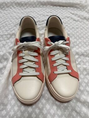 Kizik Unisex Sneakers Vegas Coral Cream Blue Mens SZ 7  Womens SZ 8.5